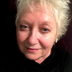 Meet your Posher, Ellen